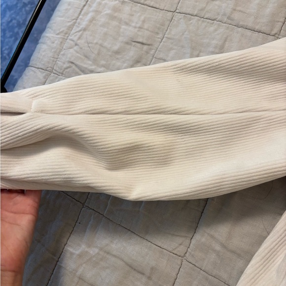 ALO Yoga Mountain Side Shaket in Ivory XS - Picture 12 of 13